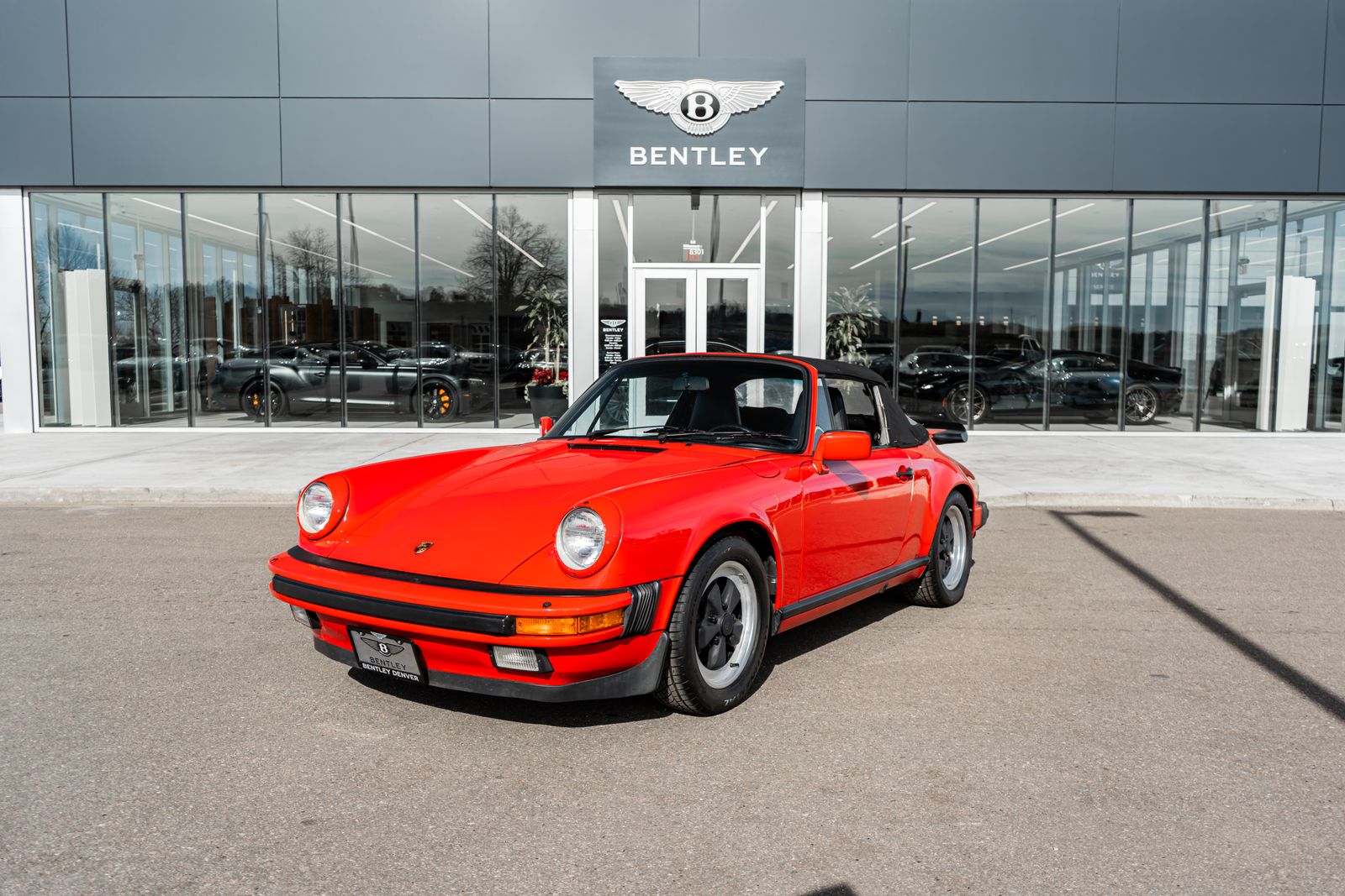 1985 Porsche 911's photo