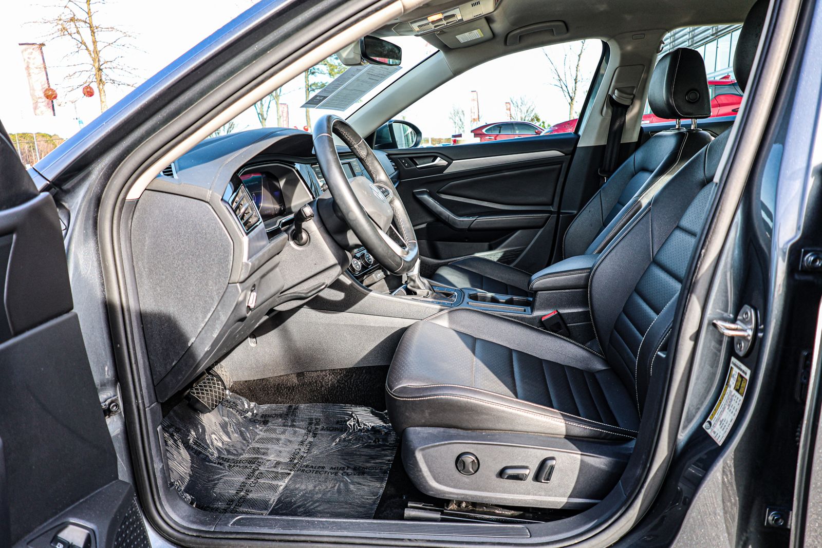 Used 2024 Gray Volkswagen 1.5T SE image 15