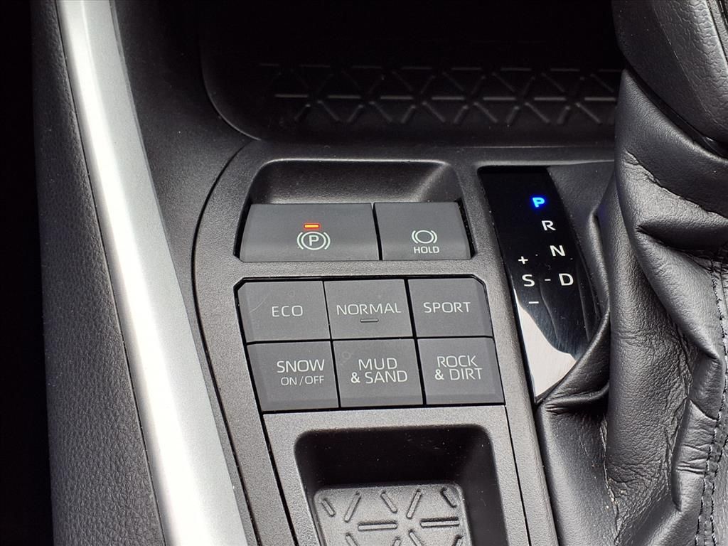 2021 Toyota RAV4 LE Silver at Parkway Family Mazda