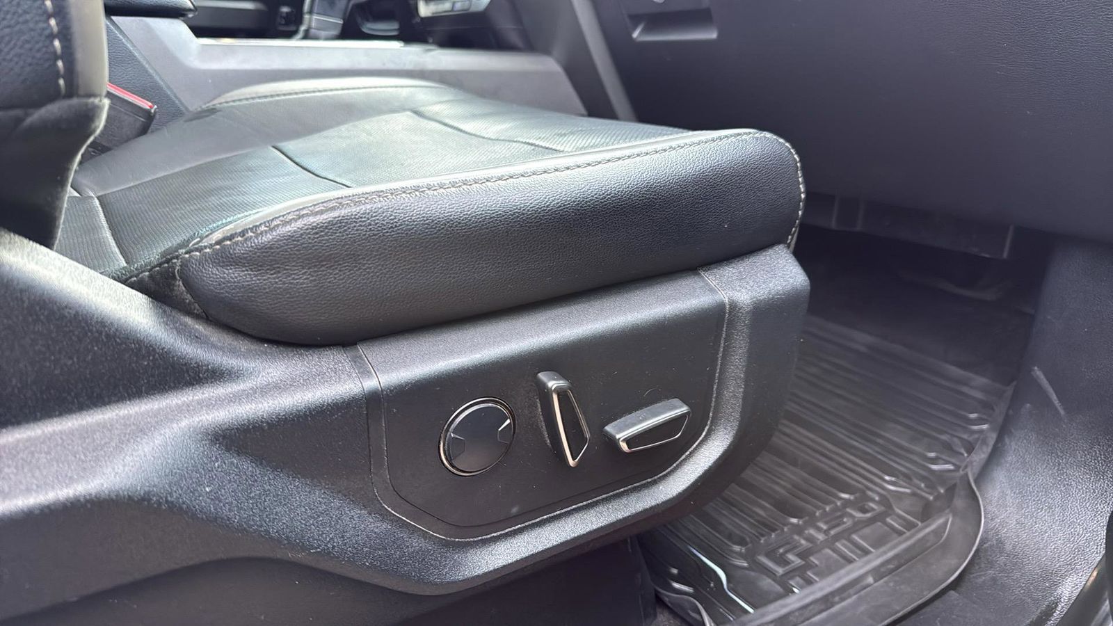 Used Car 2017 Ford F-150  Raptor For Sale Under $35,000 In Austin, Texas