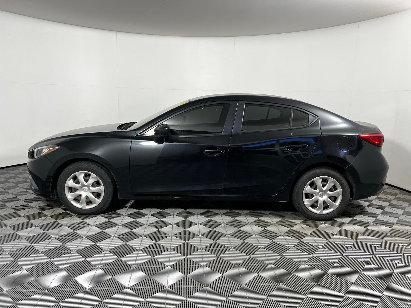 Thumbnail: 2015 Mazda Mazda3 - 8