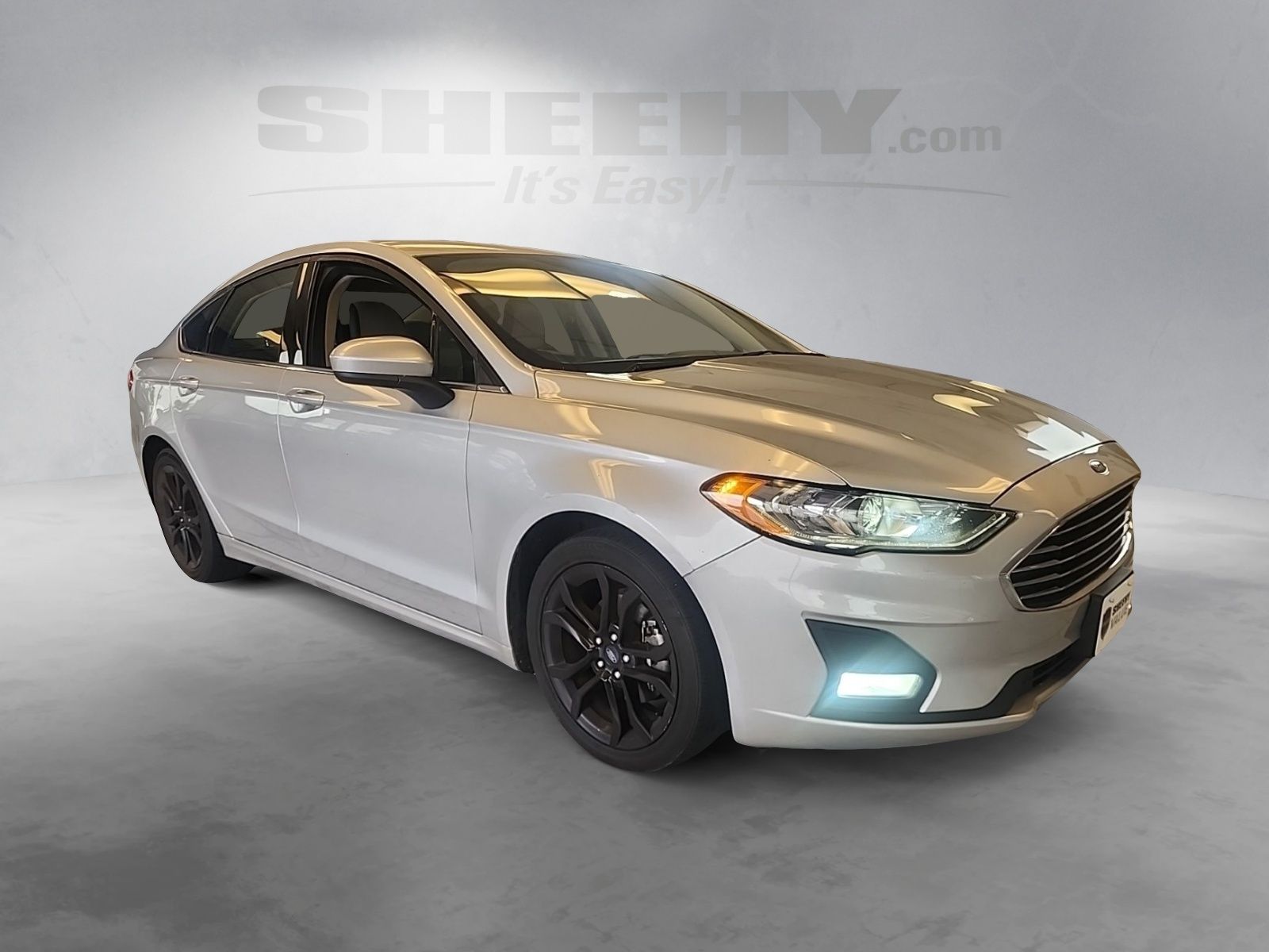 Used 2019 Ford Fusion SE with VIN 3FA6P0HD7KR247439 for sale in Richmond, VA