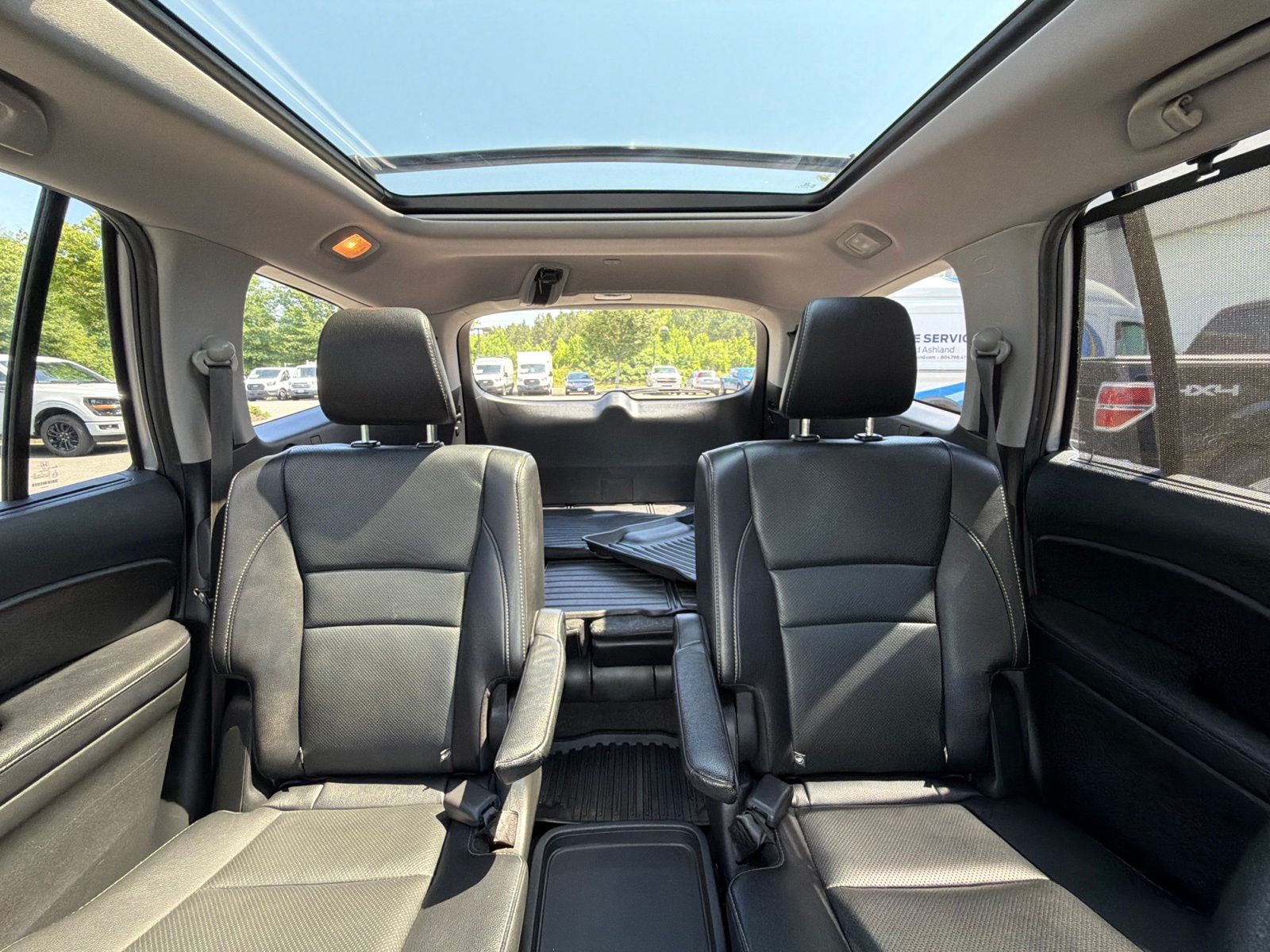 Used 2019 Silver Honda Elite image 30