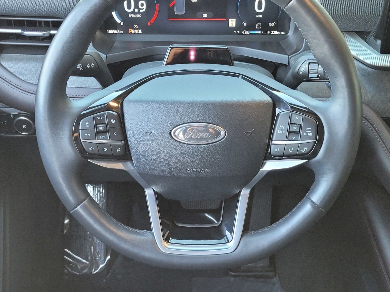 Used 2025 Black Ford Platinum image 13