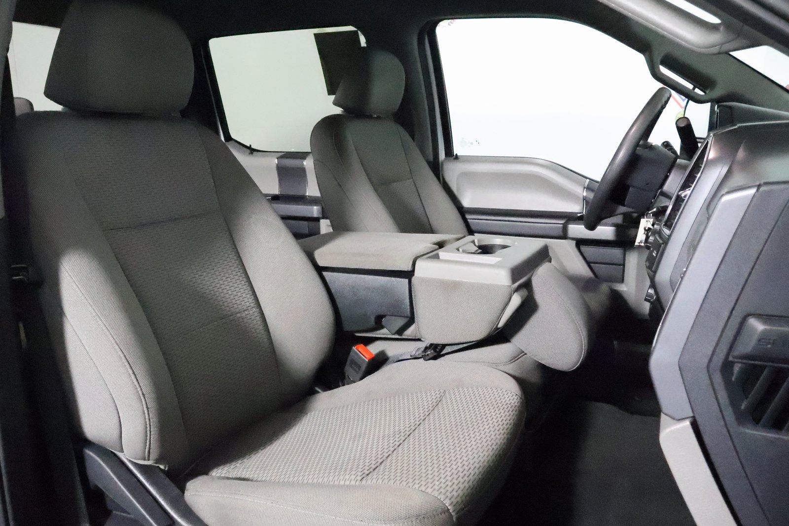 2022 Ford F-350SD XLT photo