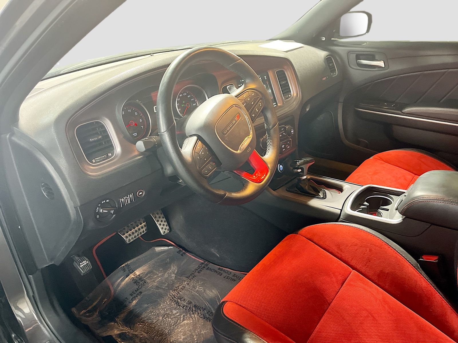 Used 2023 Gray Dodge R/T Scat Pack image 9