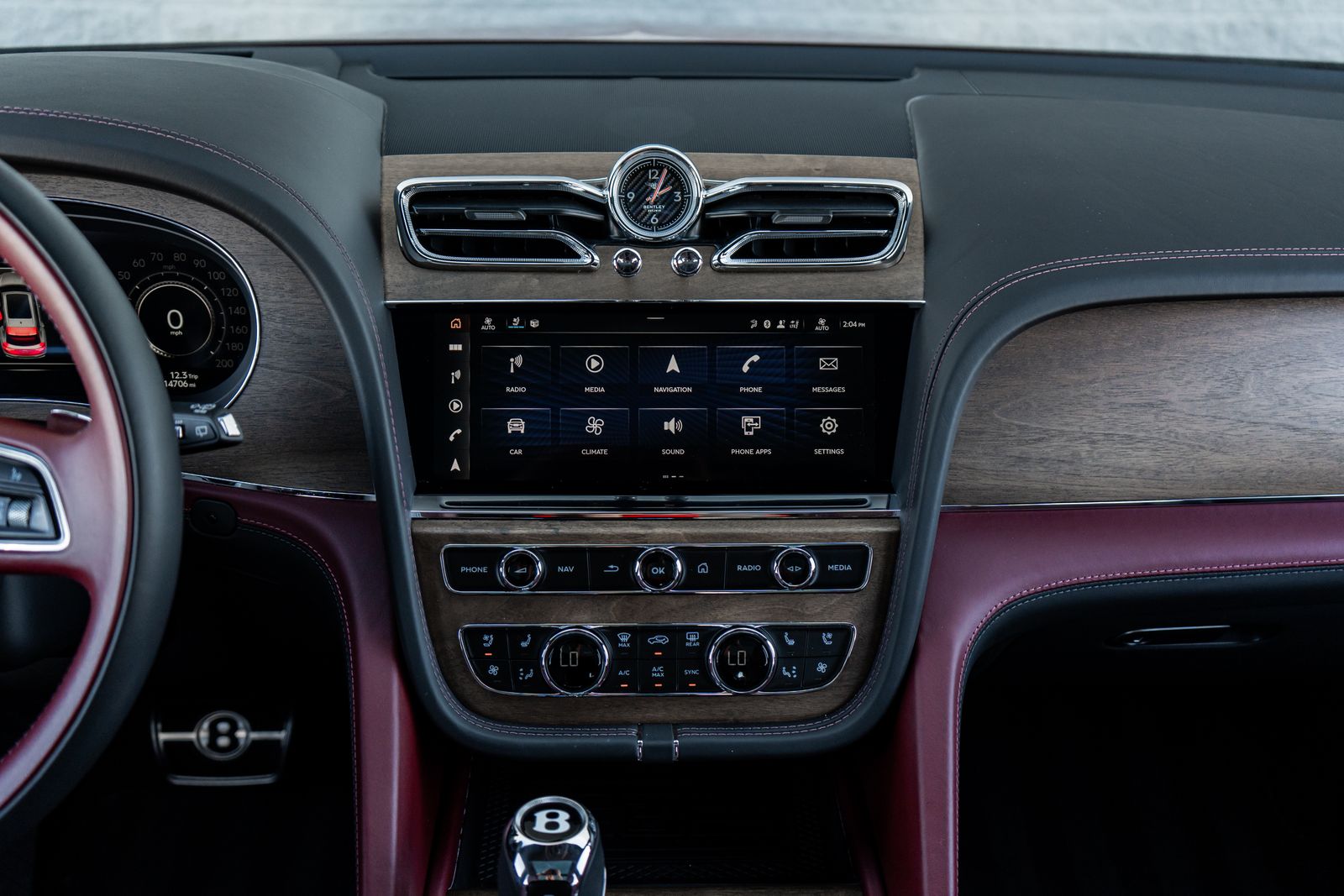 2024 Bentley Bentayga Azure - Photo 34