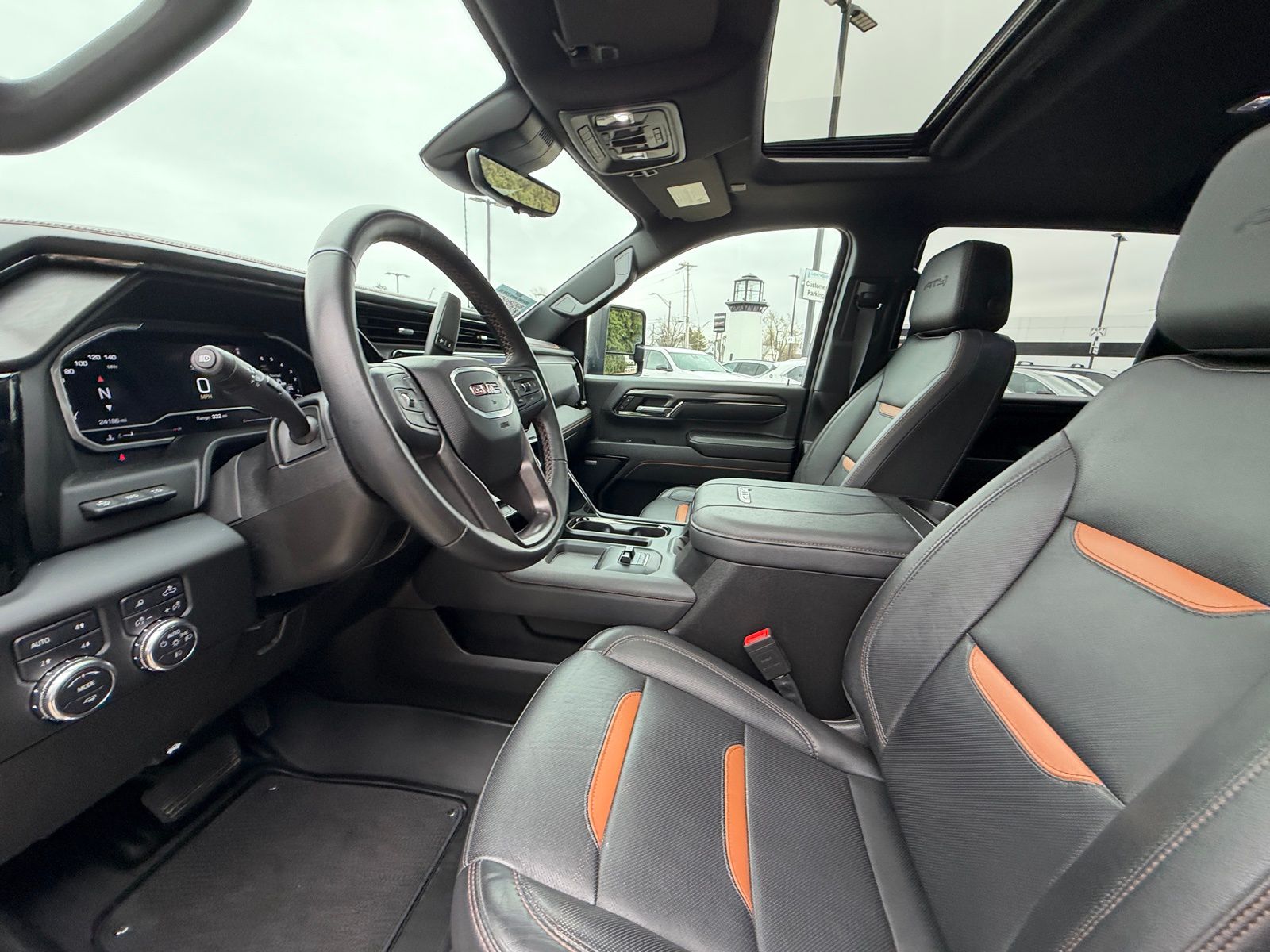 View vehicle photo 4