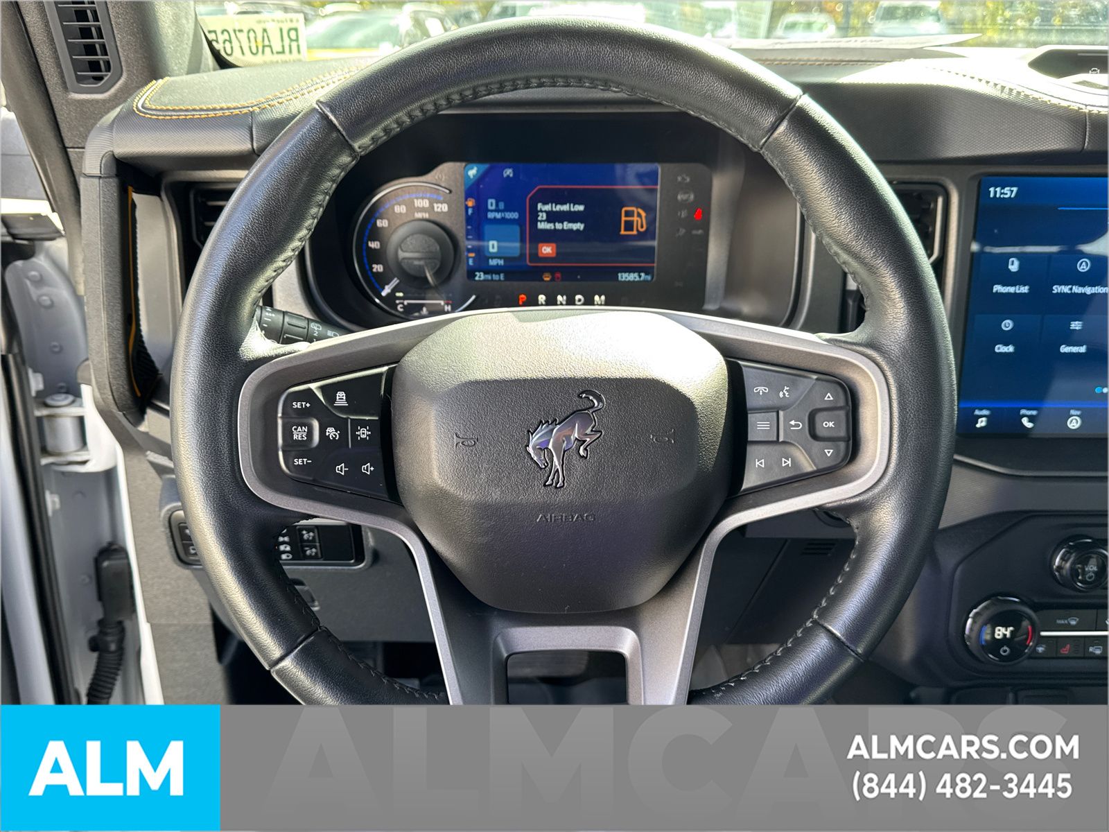 Used 2024 White Ford Badlands image 23