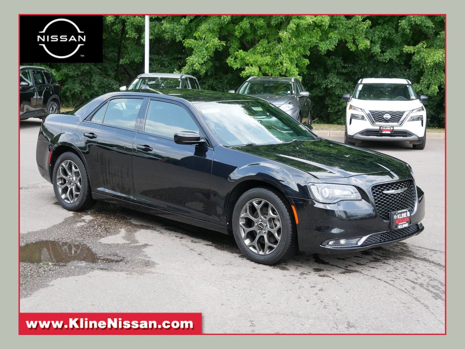 Gloss Black 2017 Chrysler 300 Sedan All-Wheel Drive 8-Speed Automatic
