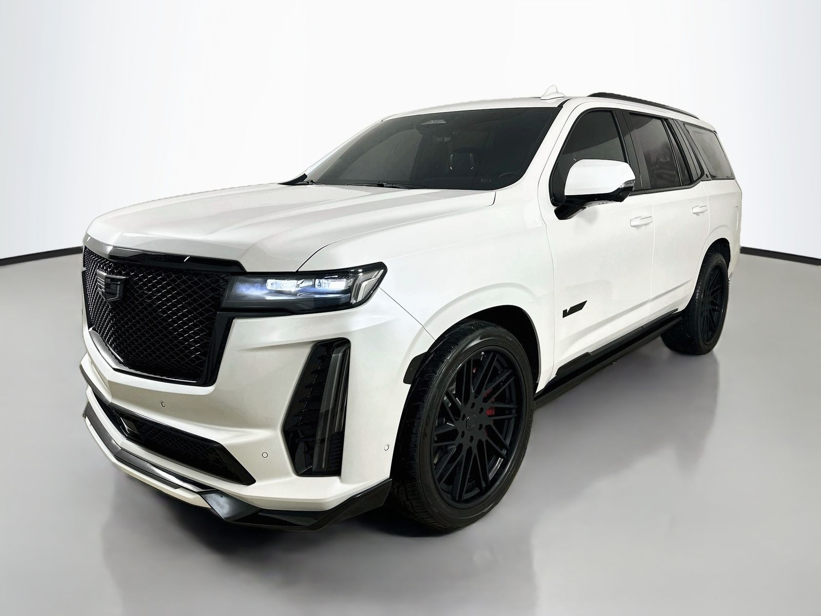 Crystal White Tricoat 2024 Cadillac Escalade-V SUV / Crossover All-Wheel Drive