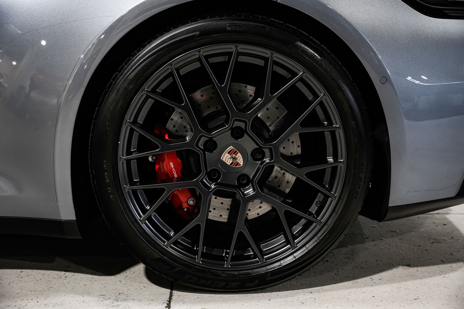 2025 Porsche 911 Targa 4 GTS — photo 50