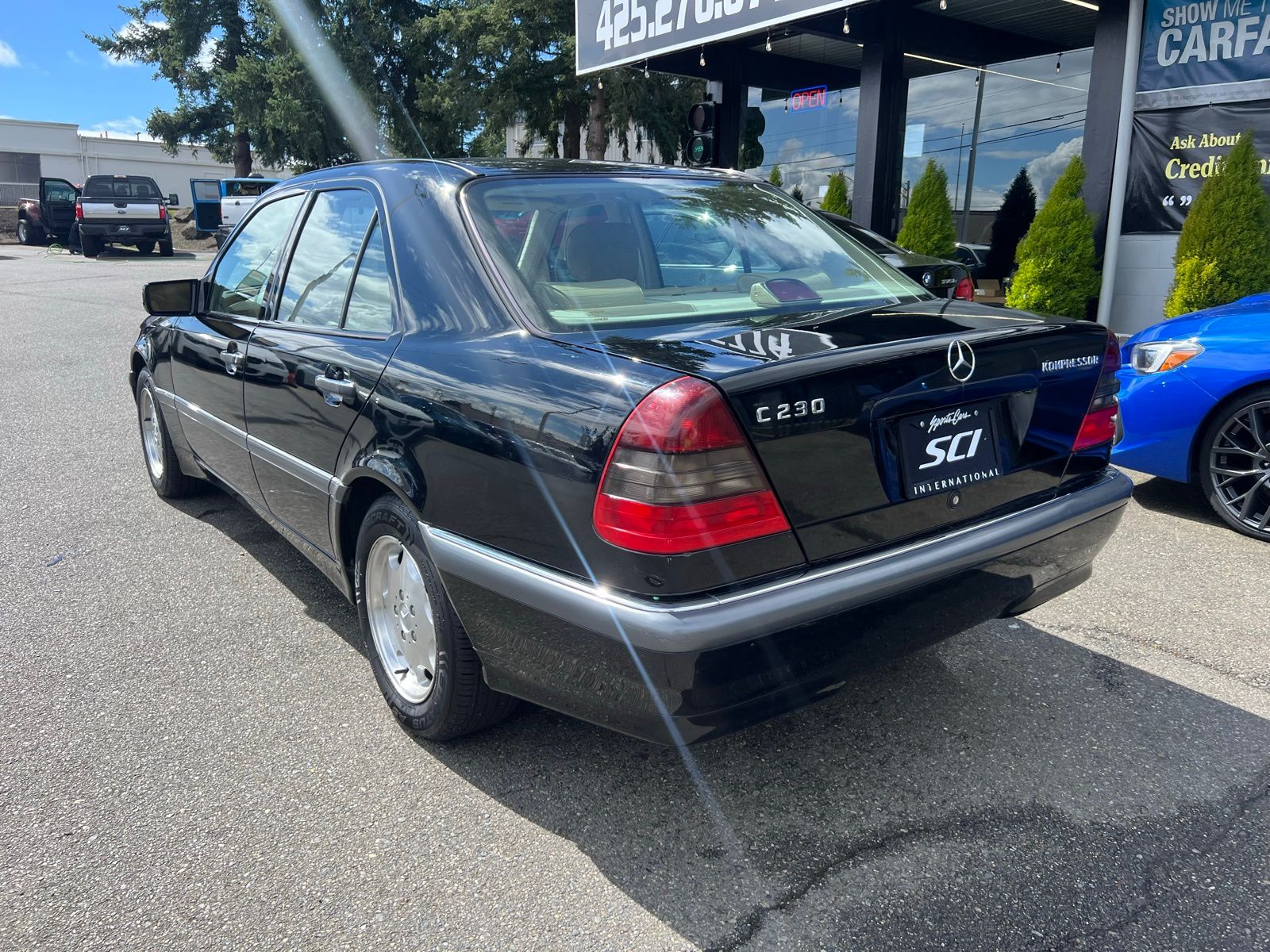 View vehicle photo 3