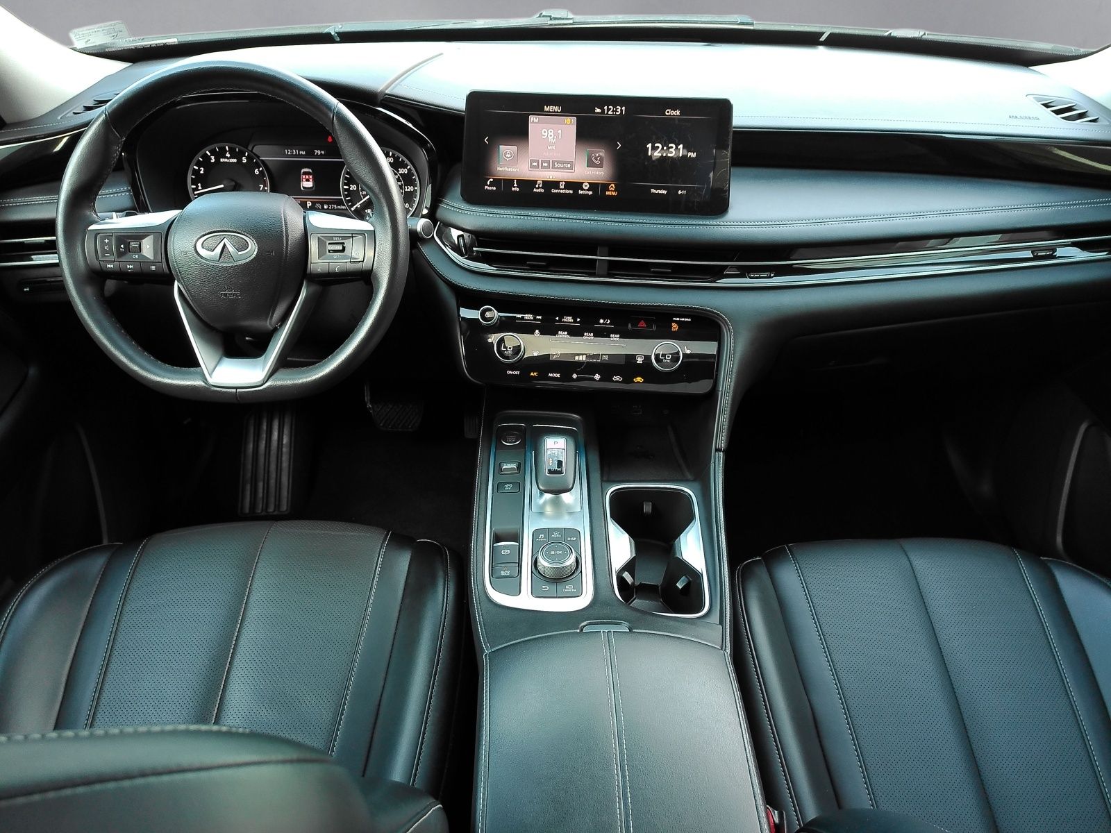 Used 2023 White INFINITI PURE image 3