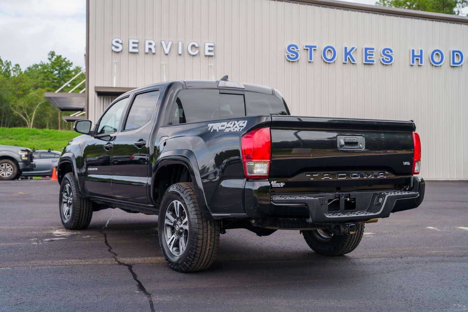 Used 2017 Toyota Tacoma Truck