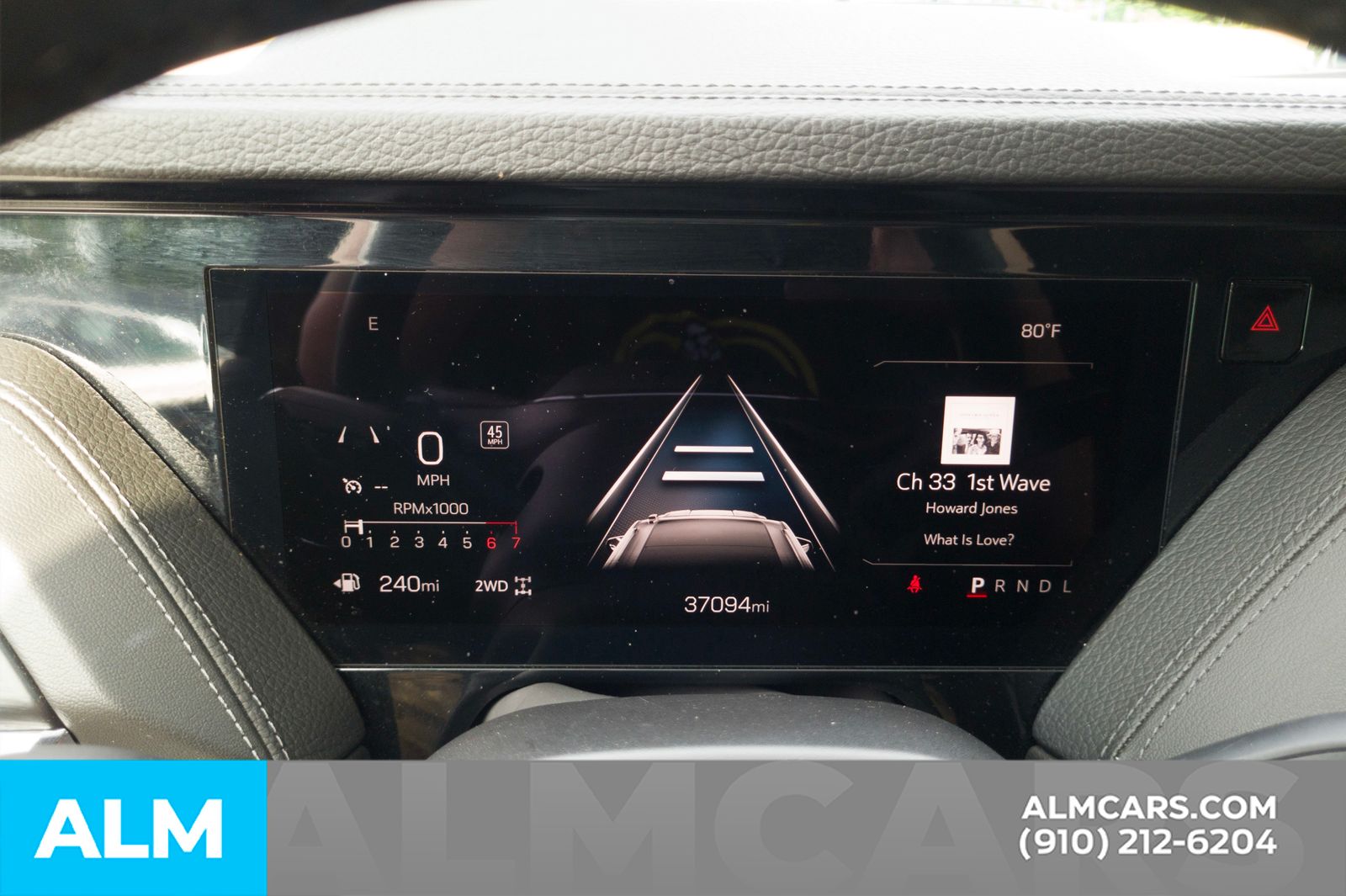 Used 2025 Summit White GMC Denali image 32