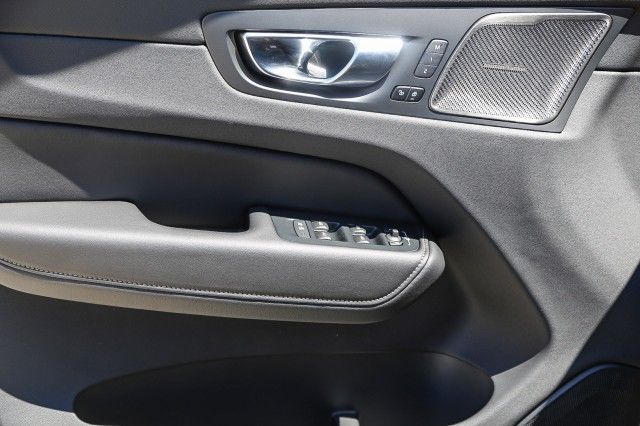 2025 Volvo XC60 Ultra - Photo 21