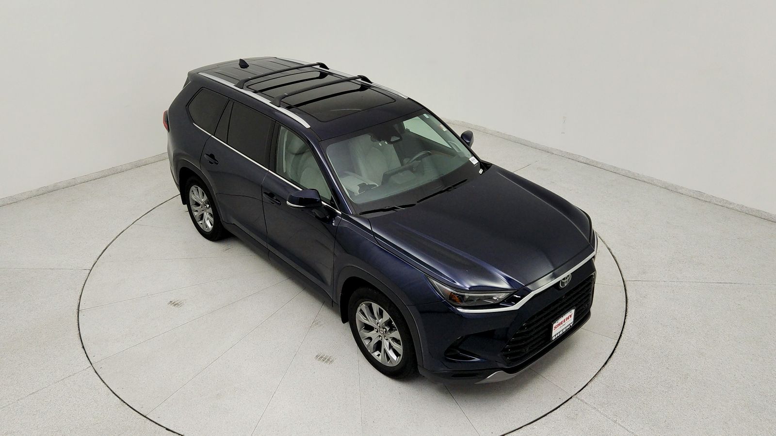 Used 2025  Toyota Limited image 15