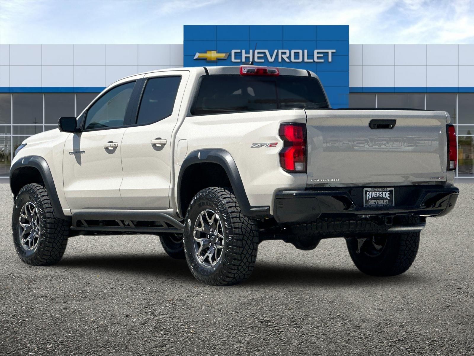 New 2026 White Chevrolet ZR2 image 6