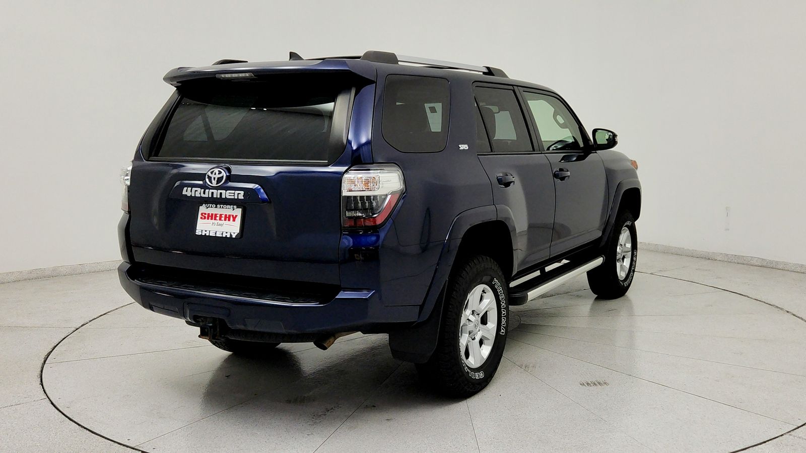 Used 2023 Blue Toyota SR5 Premium image 6