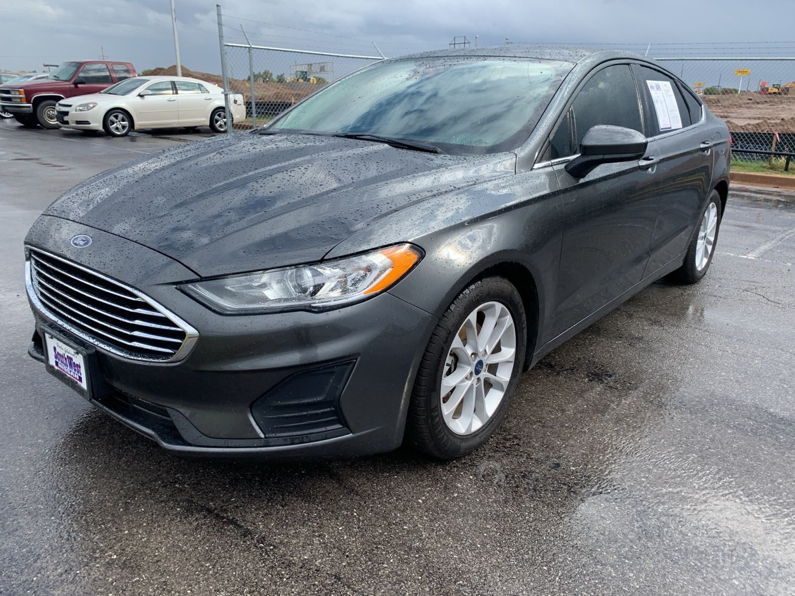 2020 Ford Fusion SE 3