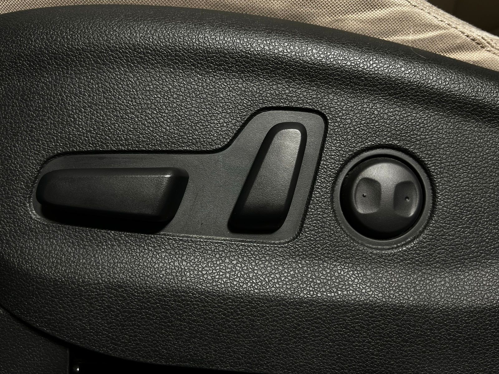 Thumbnail: 2020 Hyundai Tucson - 14