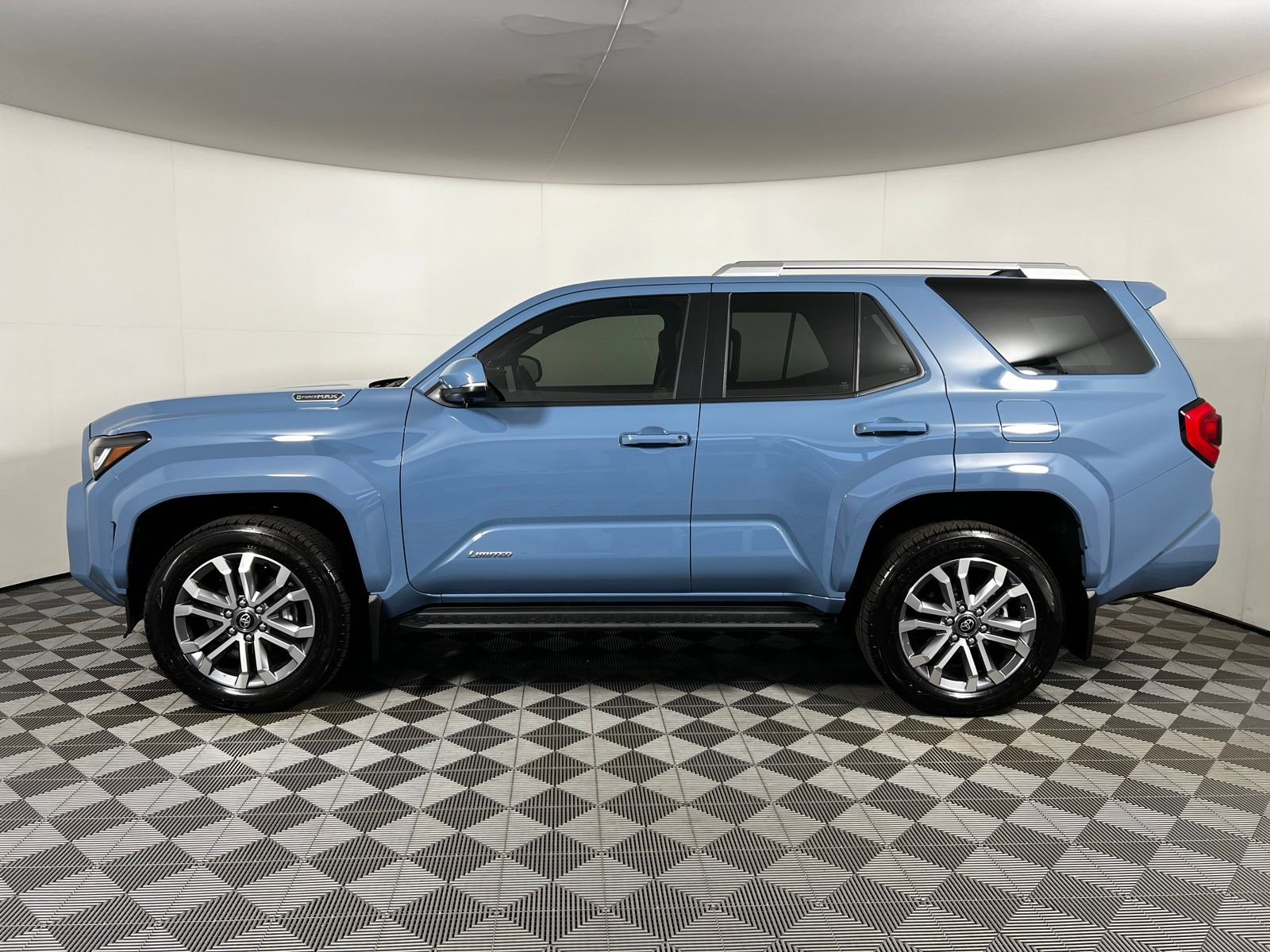 Thumbnail: 2025 Toyota 4Runner - 8