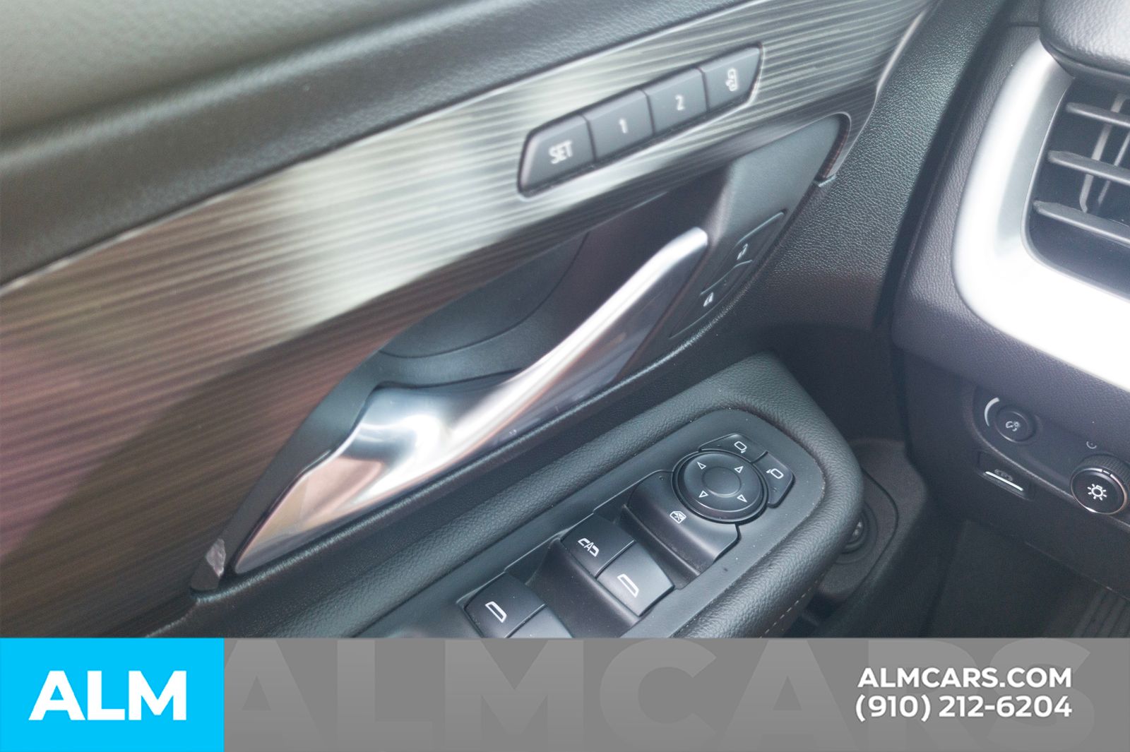 Used 2024 Silver GMC SLT image 16