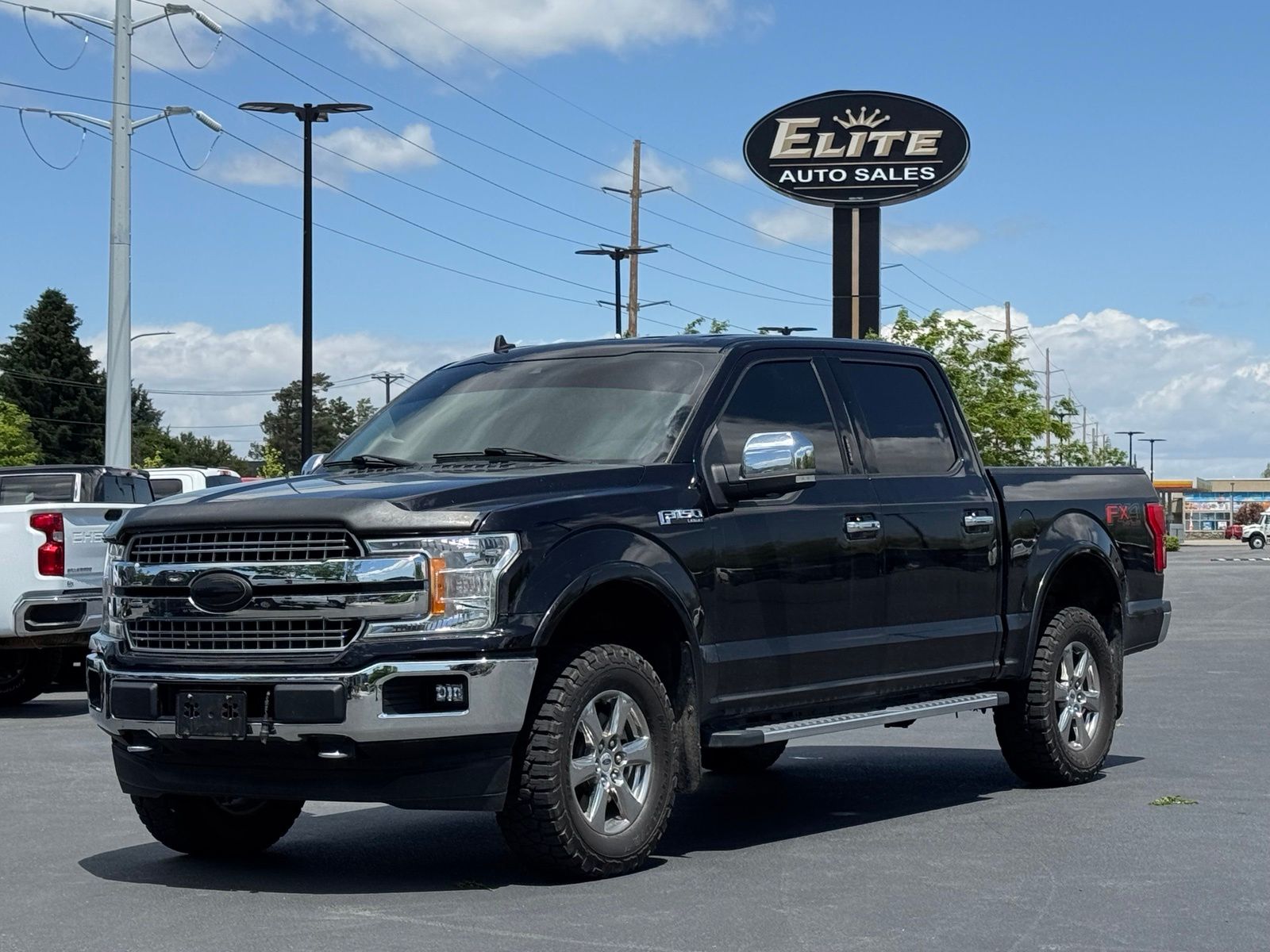 2020 Ford F-150 Lariat 4x4 SuperCrew 145 in's photo