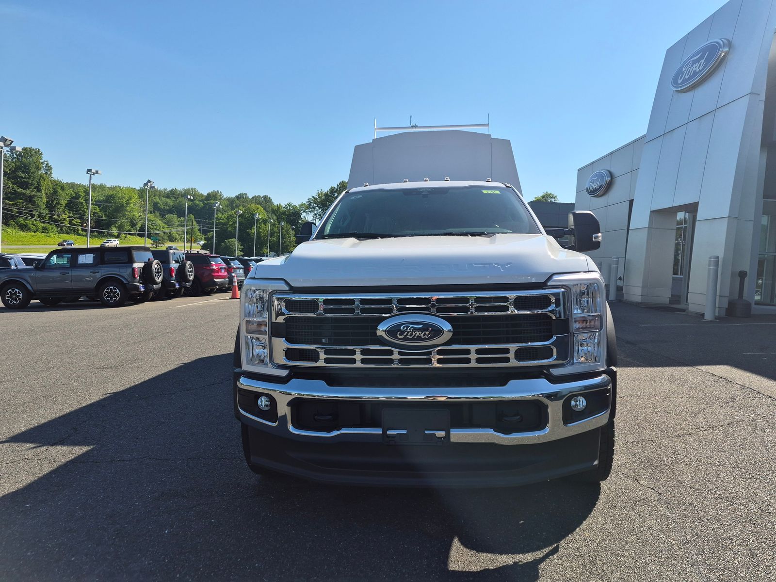 New 2026 Oxford White Ford XL image 12