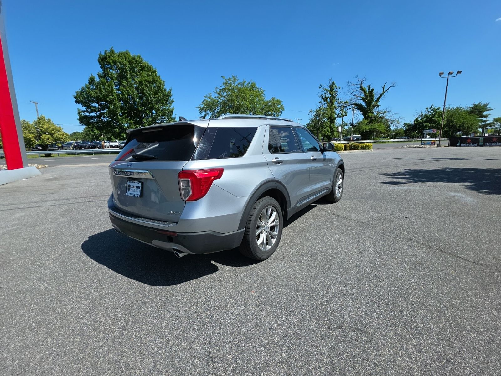 Used 2023 Silver Ford Limited image 7