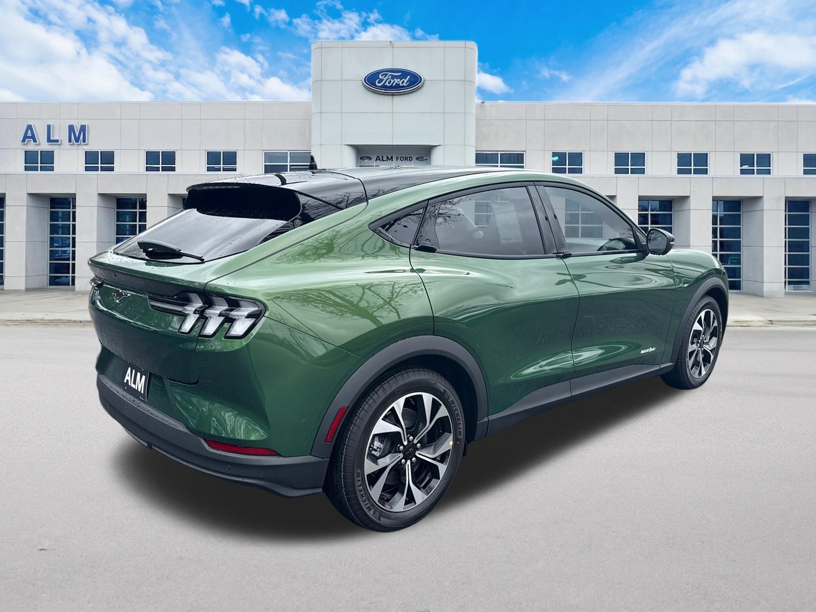 New 2026 Eruption Green Metallic Ford Select image 6