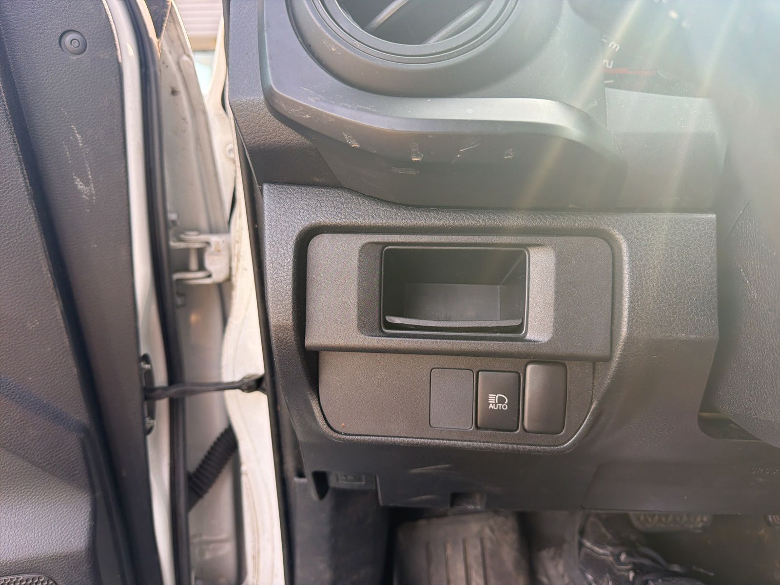 Used 2019 Super White Toyota SR image 21