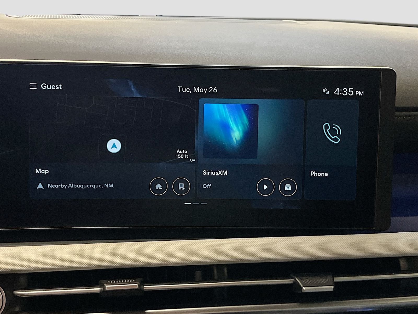 Used 2025 White Hyundai Limited image 15