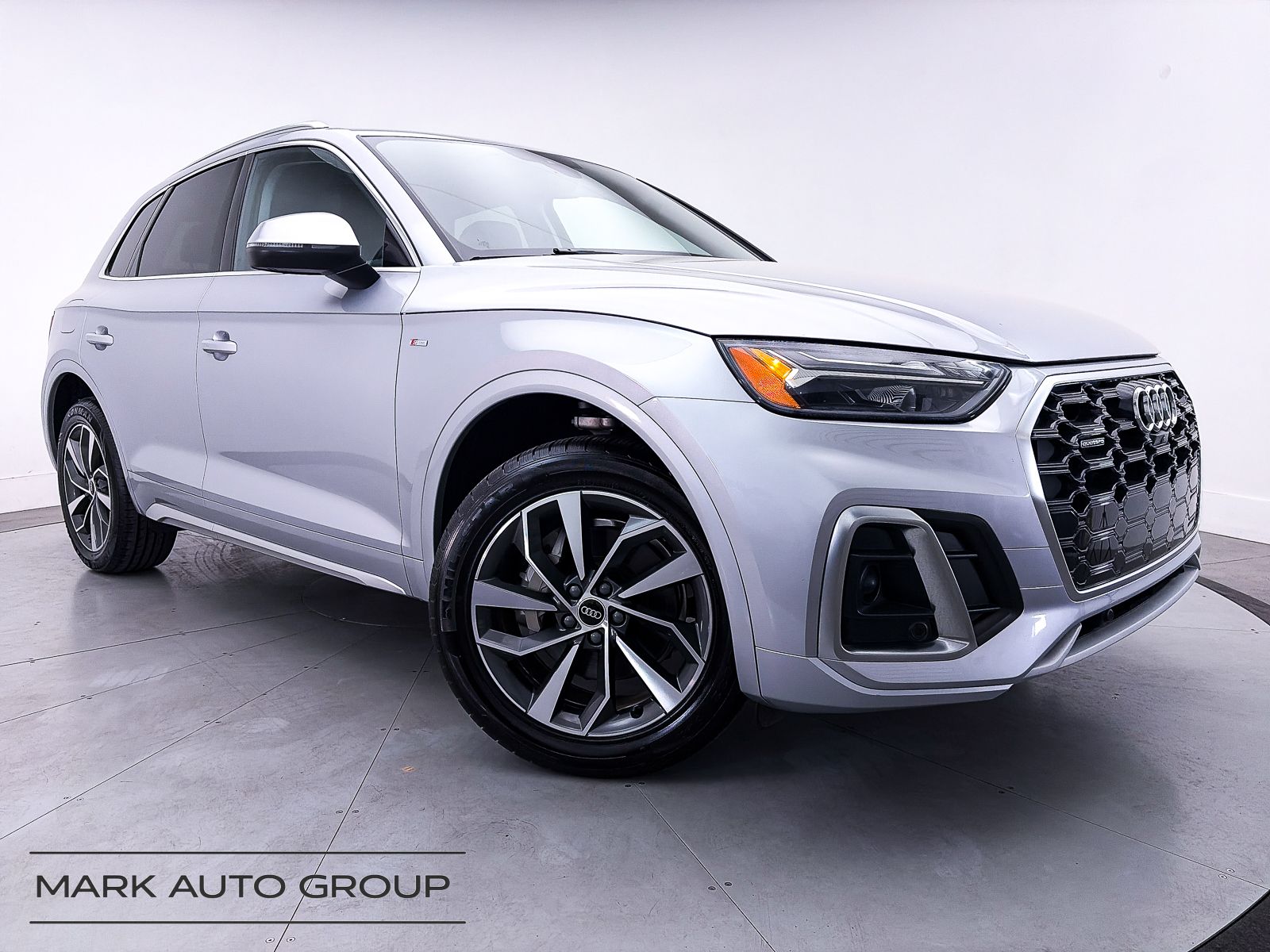 2024 Audi Q5 45 S line Premium Plus