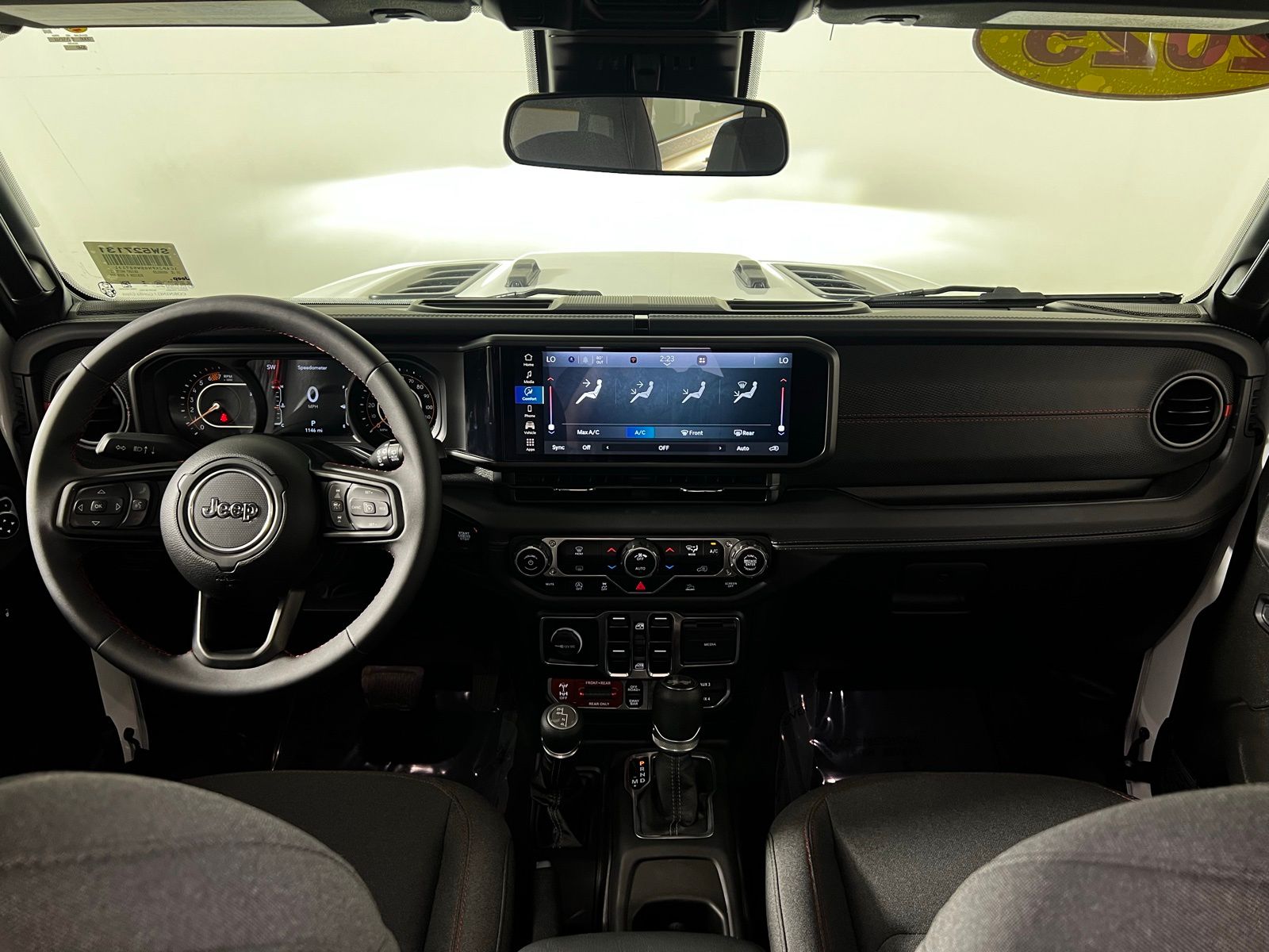 Thumbnail: 2025 Jeep Wrangler - 3