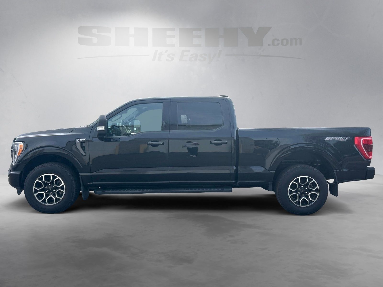 Certified Used 2023 Agate Black Metallic Ford XLT image 15