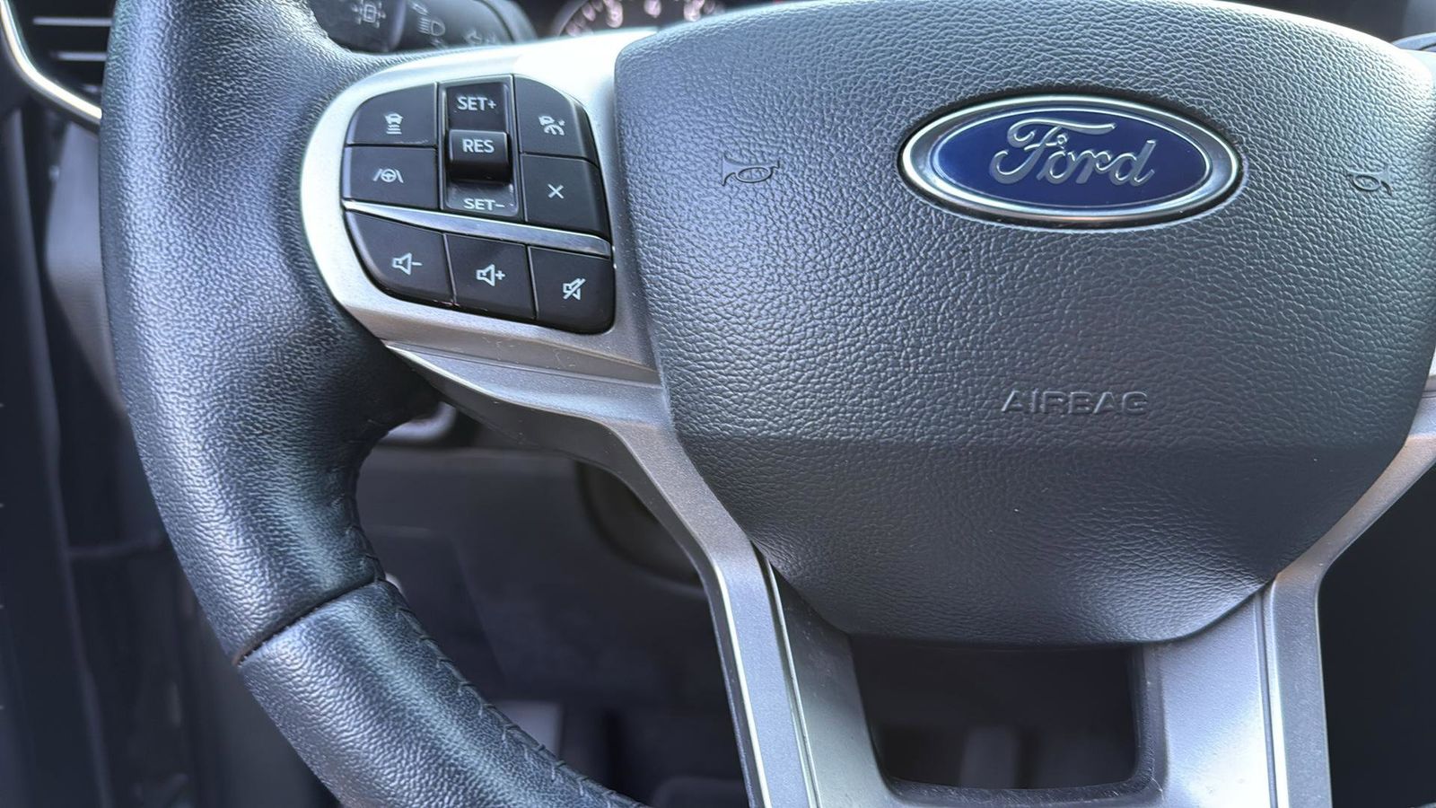 Used Car 2023 Ford Explorer  Xlt For Sale Under $35,000 In Austin, Texas