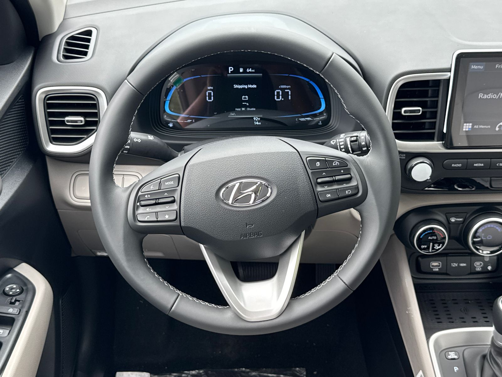 New 2026 Silver HYUNDAI SEL image 24