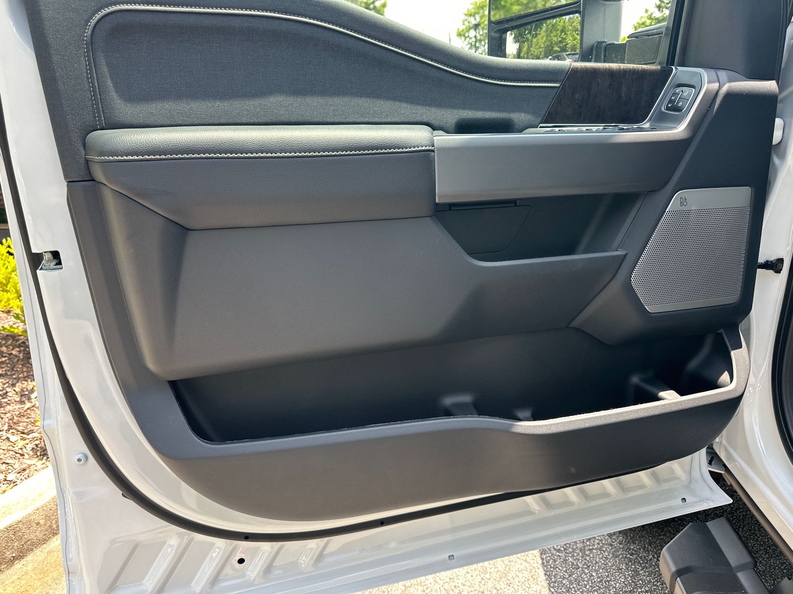New 2026 Oxford White Ford F-250® Lariat® image 11