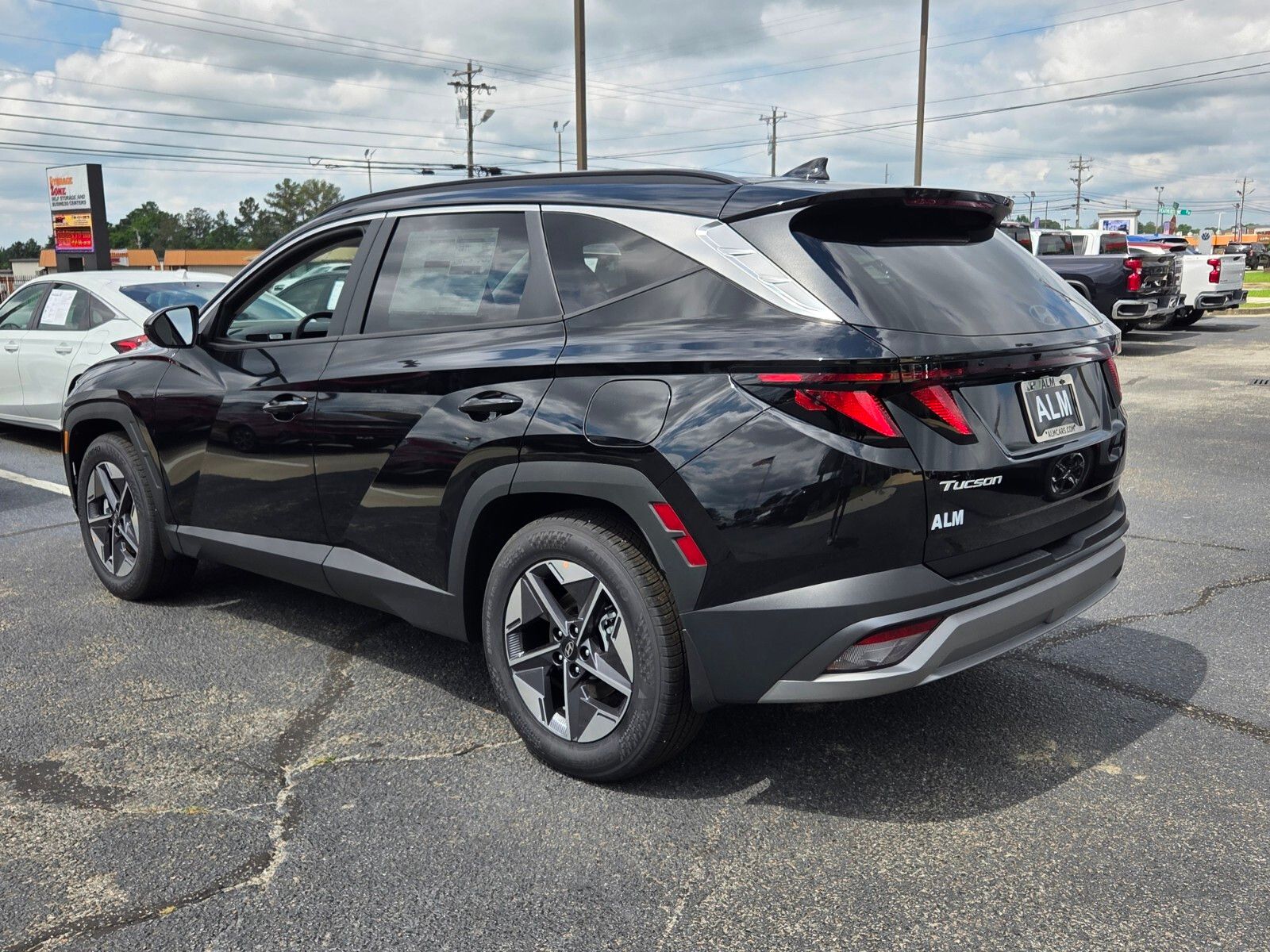 New 2026 Black HYUNDAI SEL image 7