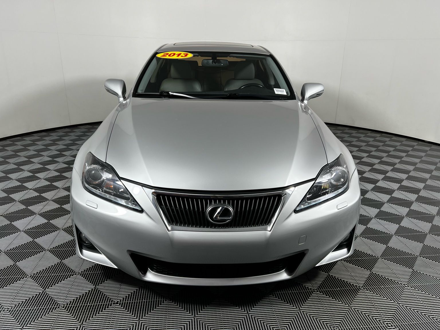 Thumbnail: 2013 Lexus IS - 2