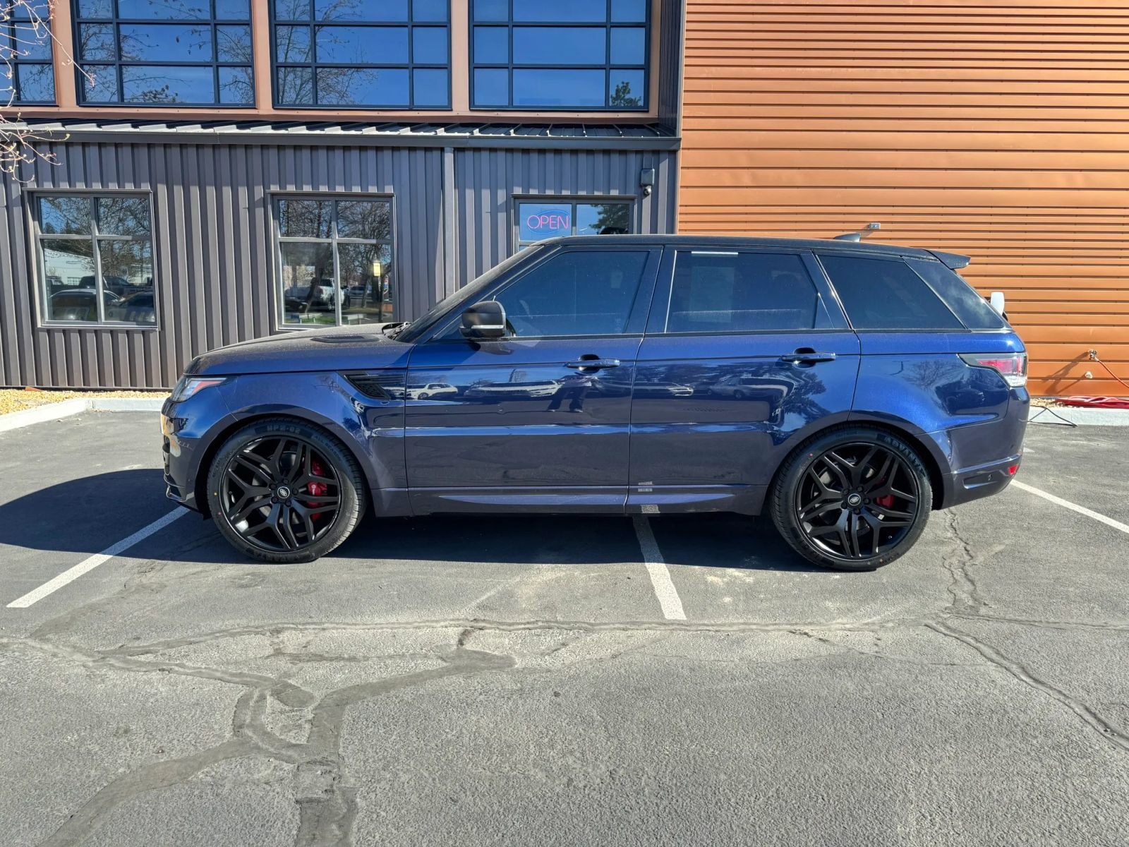 View vehicle photo 2