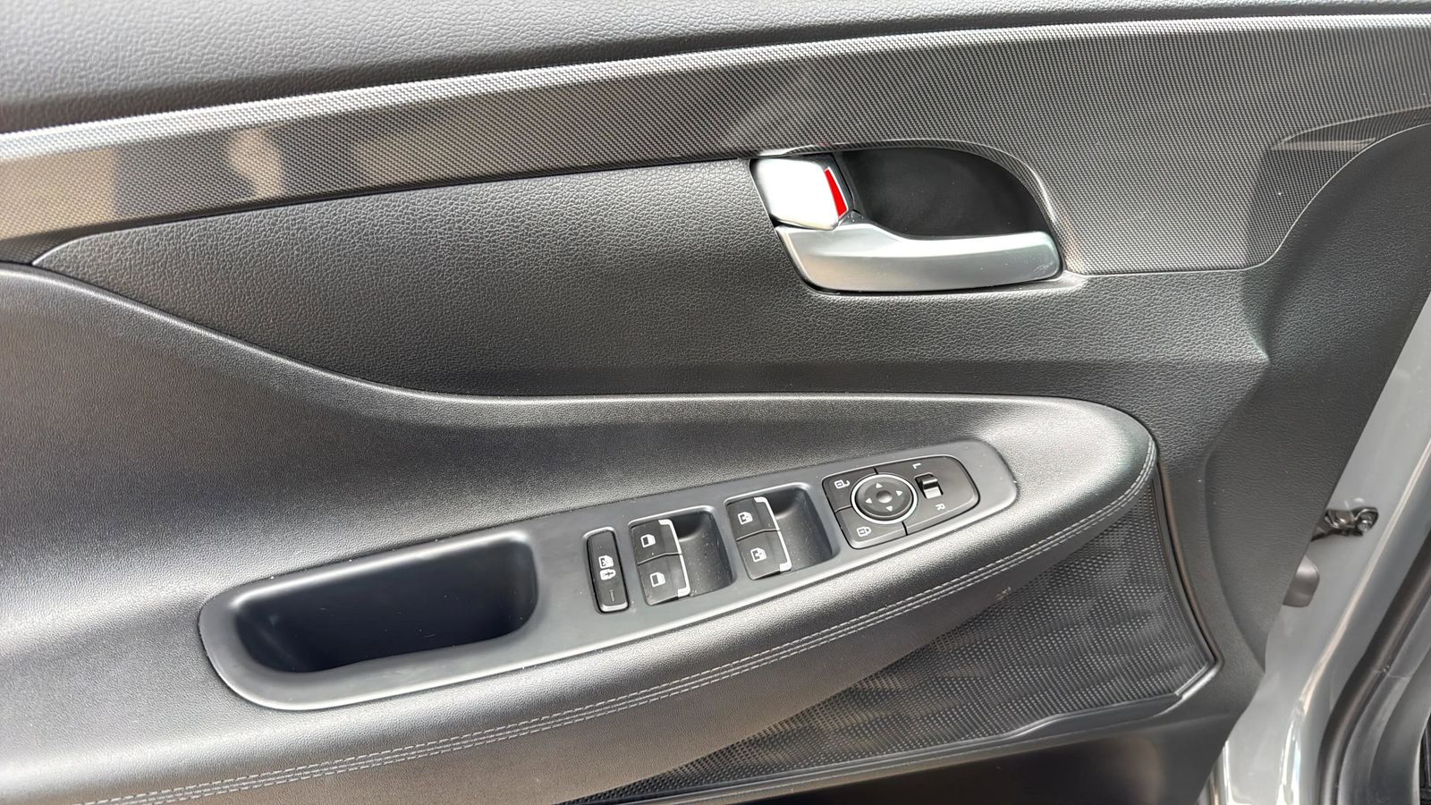 Used Car 2023 Hyundai Santa Fe  Sel For Sale Under $30,000 In Austin, Texas