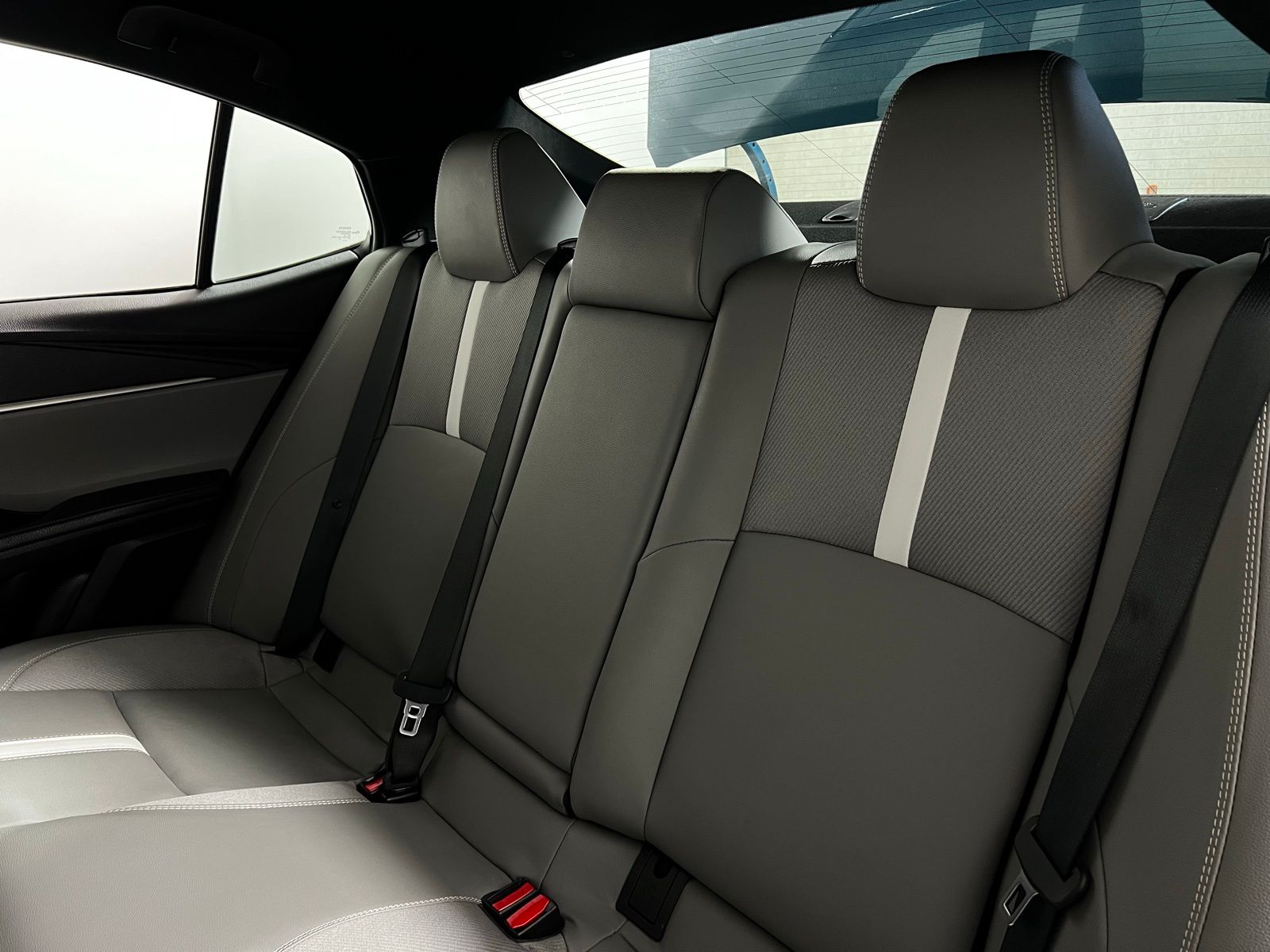 Thumbnail: 2025 Toyota Camry - 22