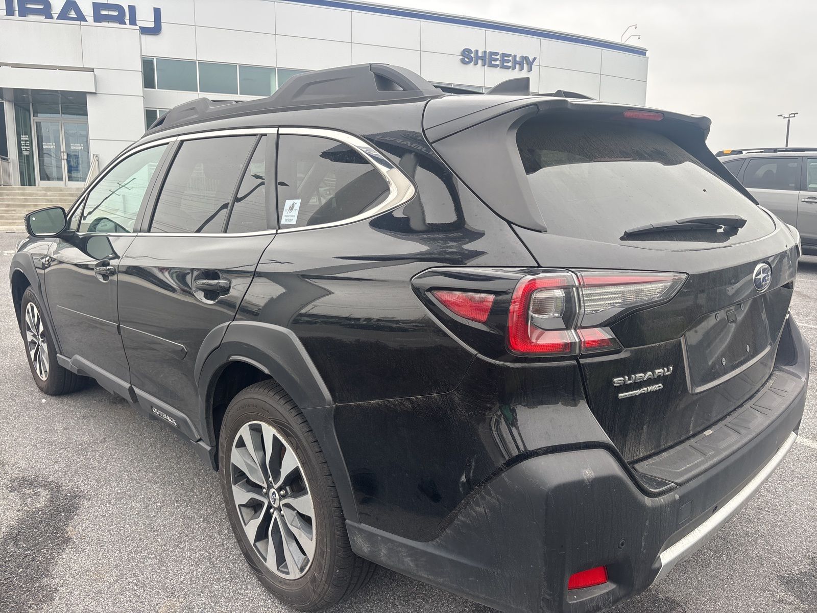 View vehicle photo 4