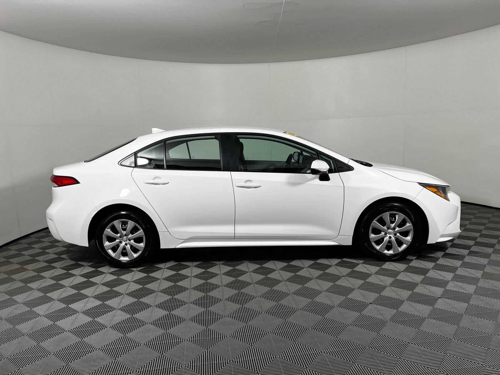 Thumbnail: 2026 Toyota Corolla - 4