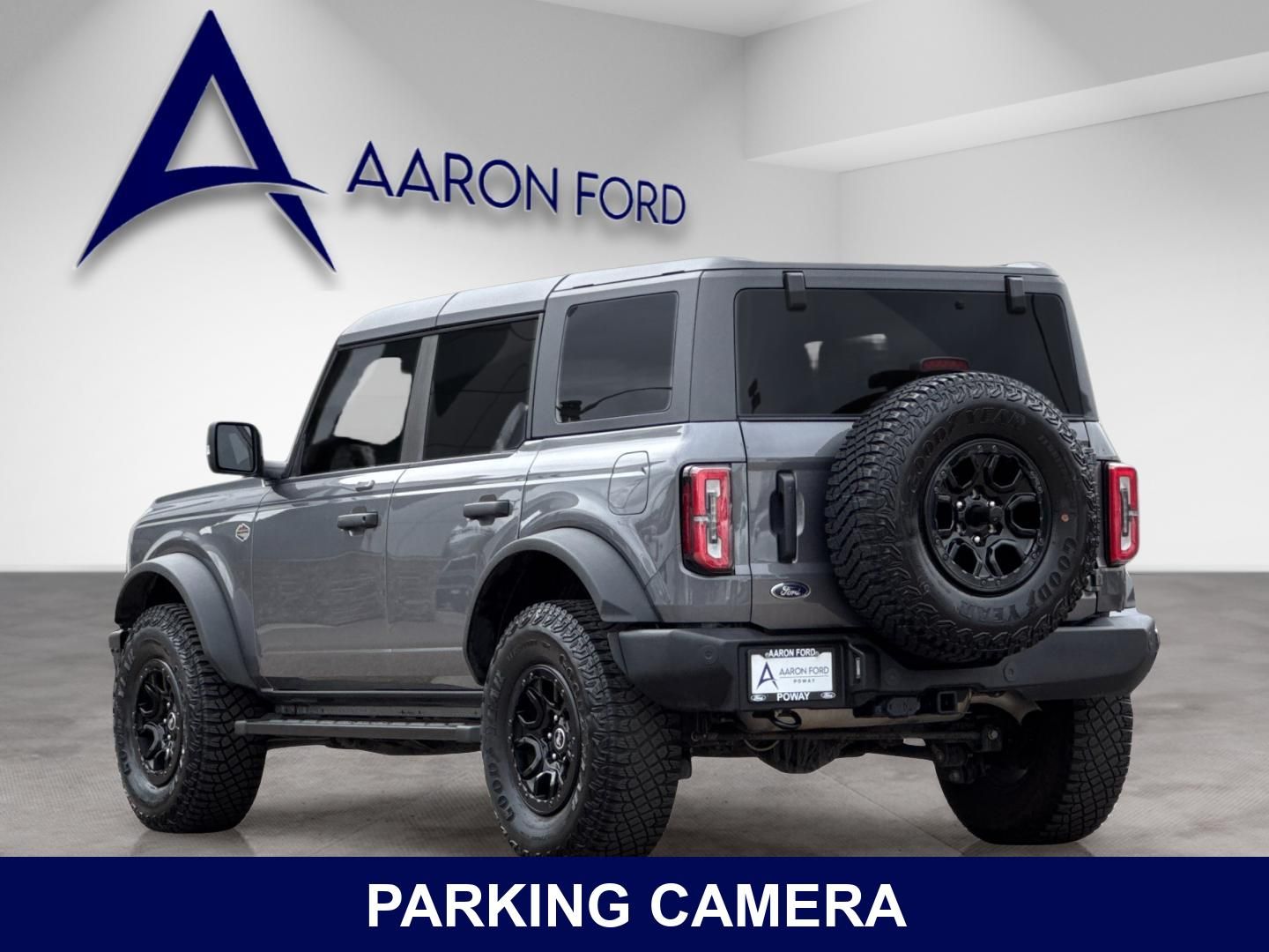View vehicle photo 4