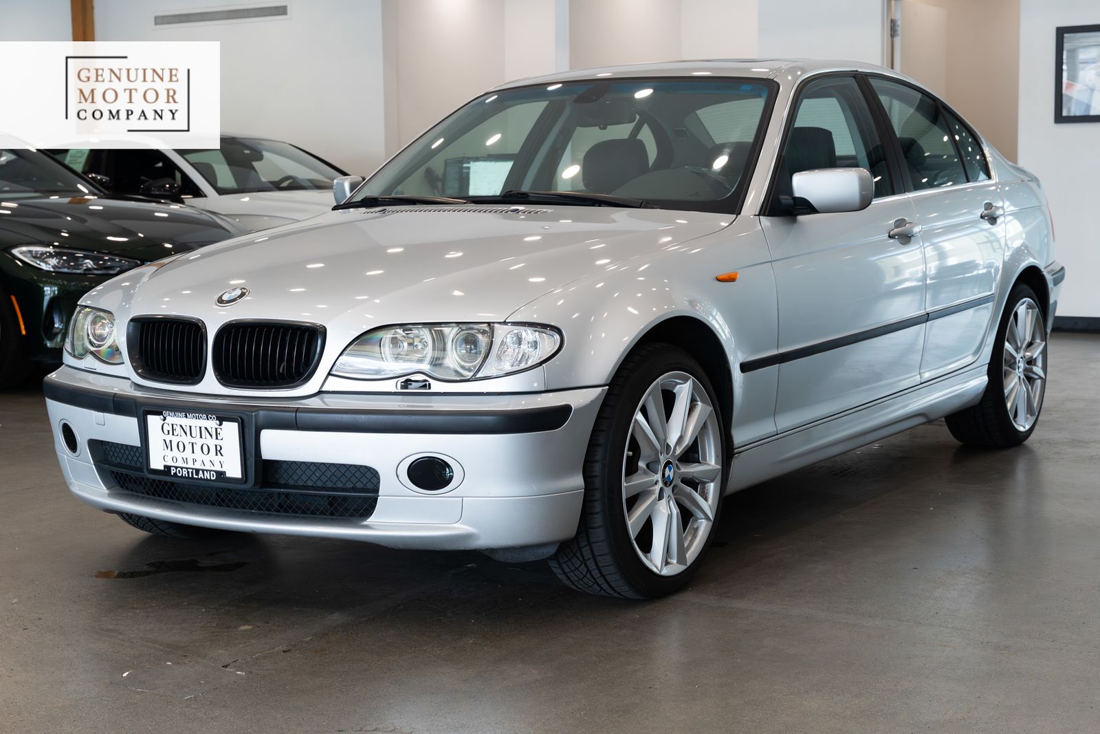 Titanium Silver Metallic 2003 BMW 3 Series 330xi Sedan AWD Sedan All-Wheel Drive 6-Speed Manual
