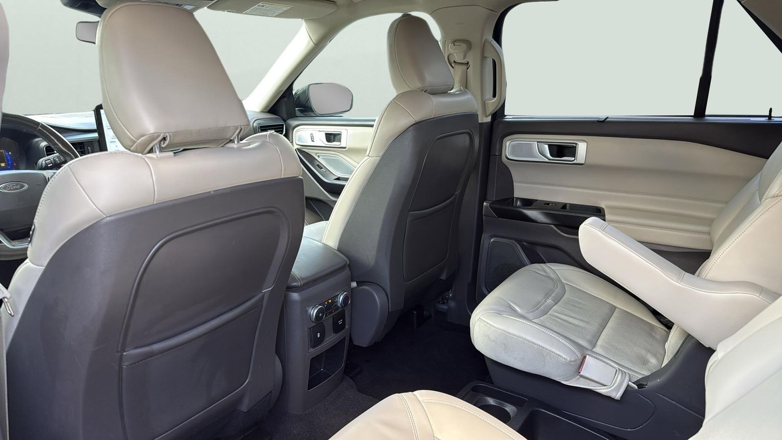 Used Car 2020 Ford Explorer  Platinum For Sale Under $25,000 In Austin, Texas